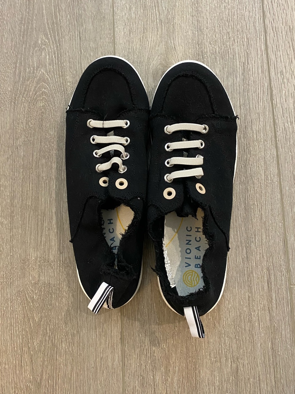 Vionic Beach Shoes - Picture 8 of 8